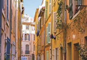 Marseille lance une nouvelle « Assurance Habitation Marseillaise » pour protéger les propriétaires contre les défauts de contrat des locataires